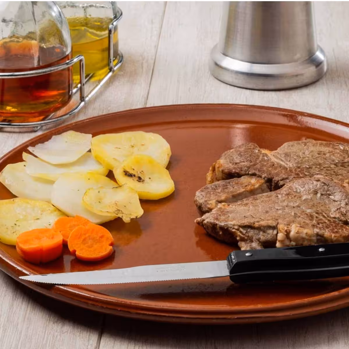 Arcos-Steakový-Nůž