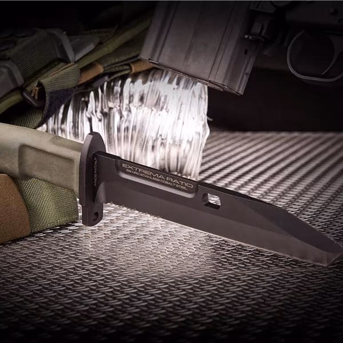 FULCRUM_BAYONET_NFG_OD_GREEN