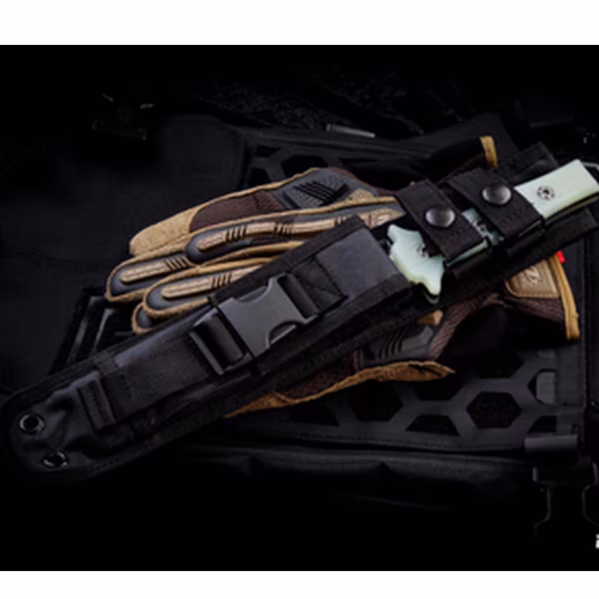 Heretic-Knives-Nephilim-H003-5A-JADE