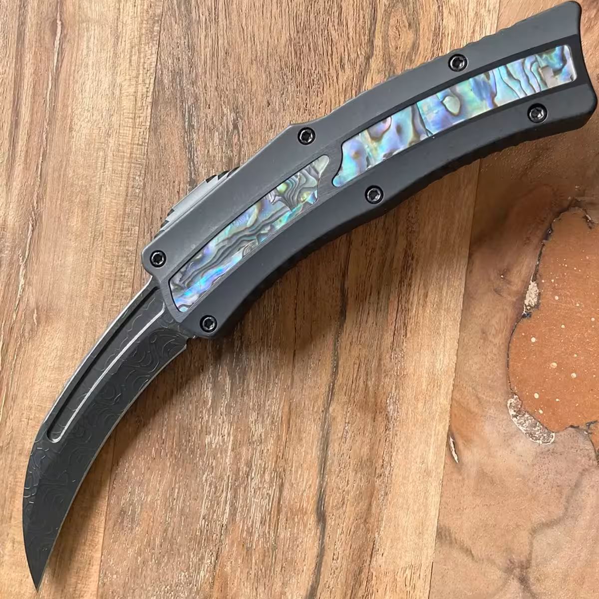 Heretic-Knives-Custom-"Roc"-Abalone